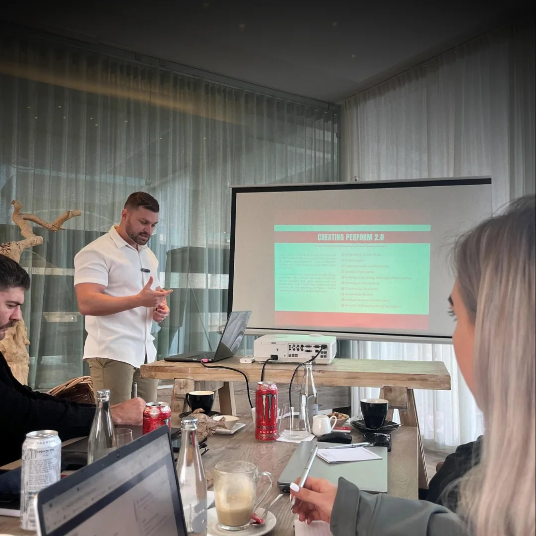 Steffen coaching a Perform Fitness workshop